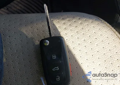 2017 Volkswagen Jetta Se z USA, uszkodzony, nr VIN 3VWDB7AJ8HM390198